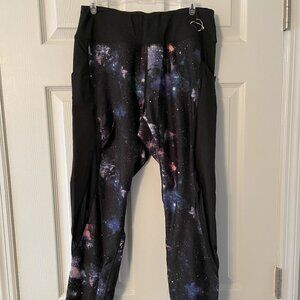 Her Universe Star Wars Galaxy Athletic Leggings